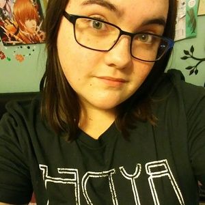 Meet your Posher, Casey